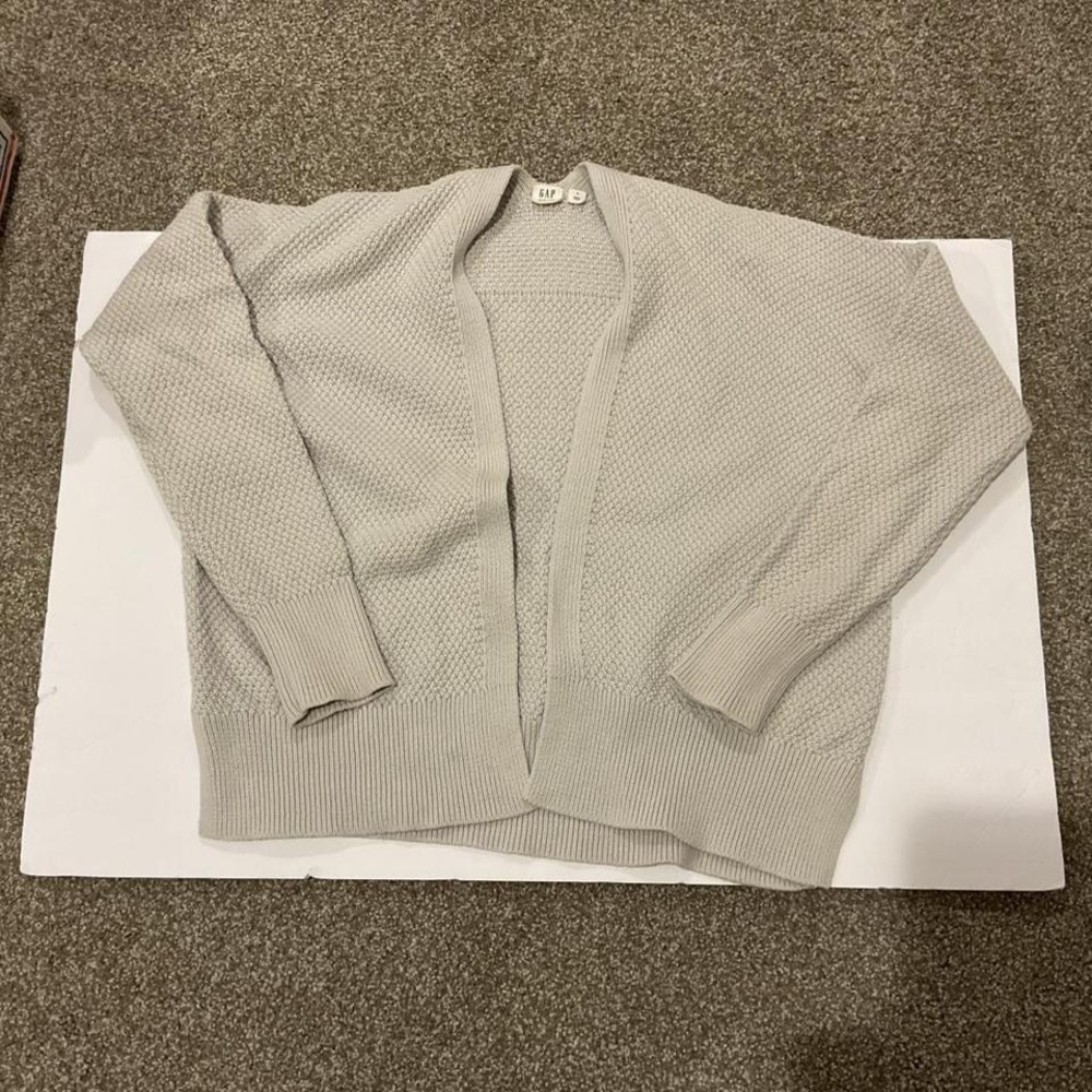 Gap Women's Sustainable Cottage core Cable Knit Cardigan Gap for Good Recycle